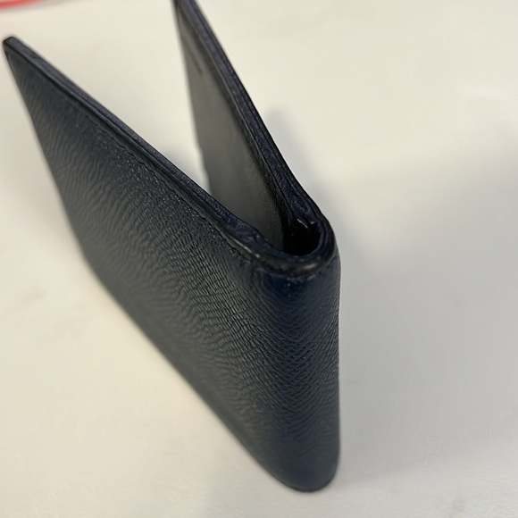 Authentic Burberry Leather Wallet - Picture 10 of 11